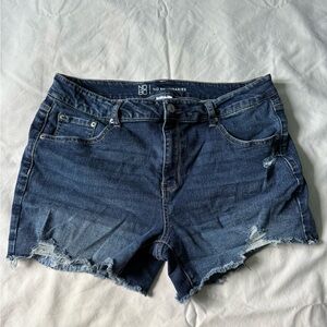 No Boundaries Women's Distressed Dark Blue Jean Shorts